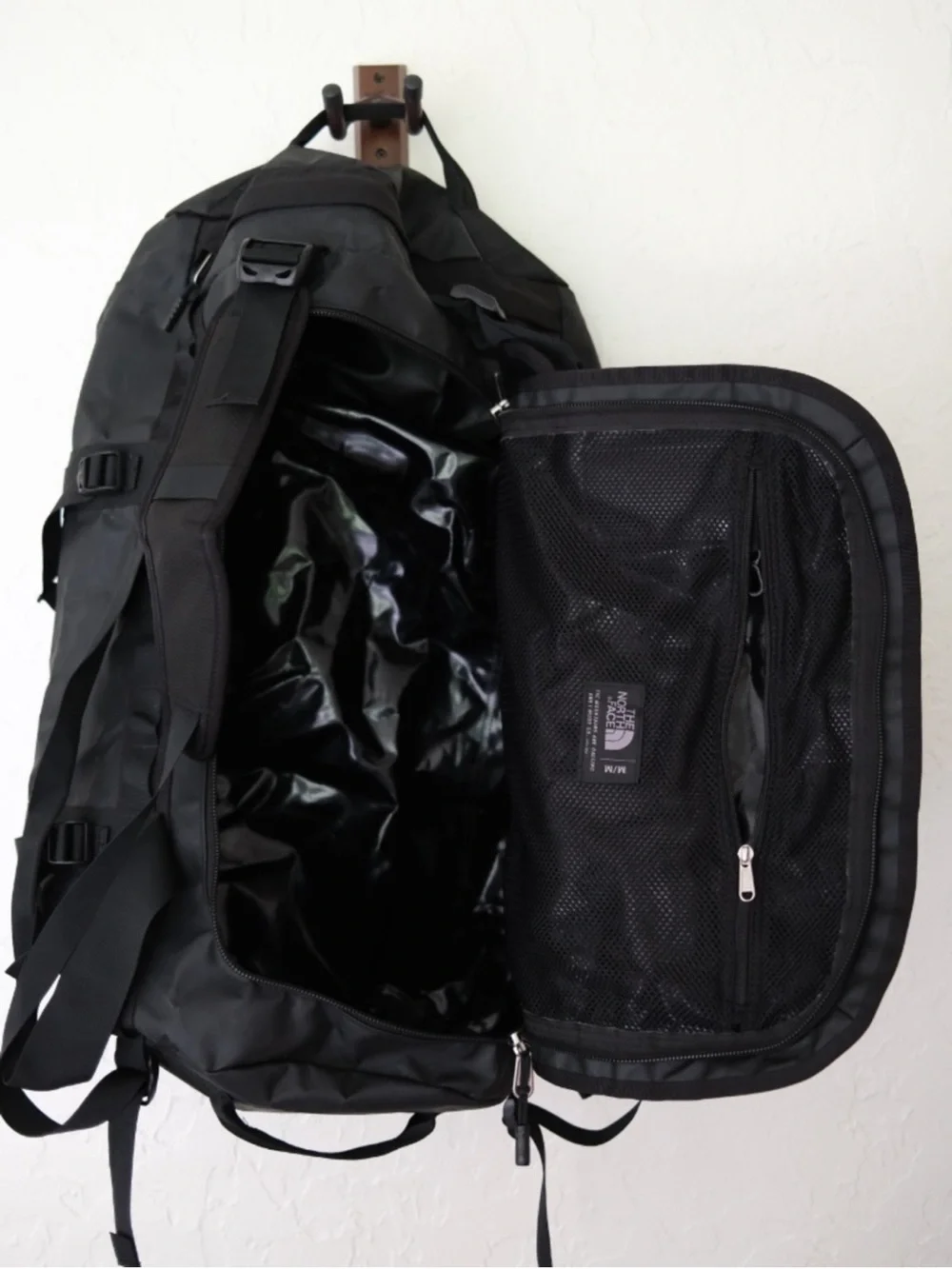 The North Face Black Base Camp Duffel - Medium - 71 Liters